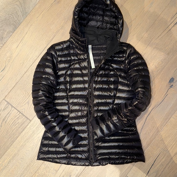 Lululemon Pack It Down Black Jacket 10 - Picture 2 of 4